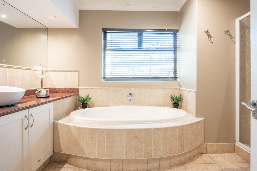 5 Bedroom Property for Sale in Selborne Golf Estate KwaZulu-Natal