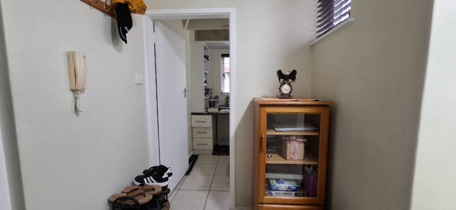 To Let 2 Bedroom Property for Rent in Glenwood KwaZulu-Natal