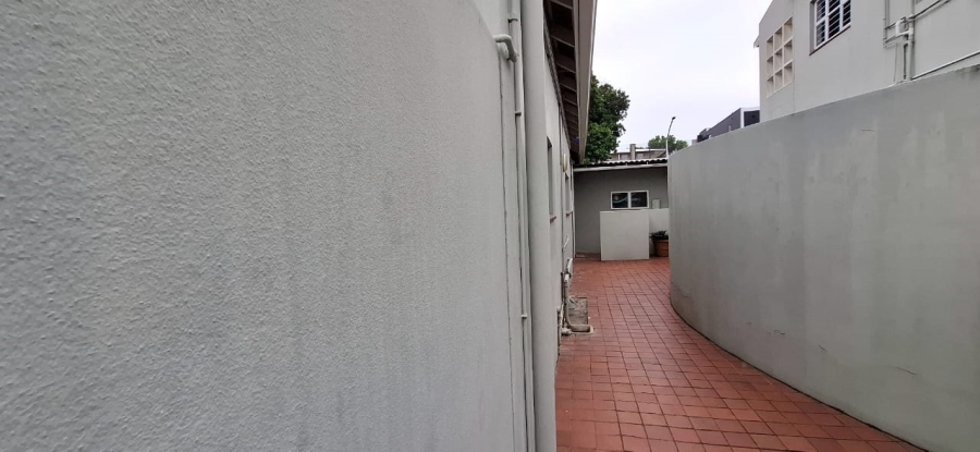 To Let 2 Bedroom Property for Rent in Glenwood KwaZulu-Natal