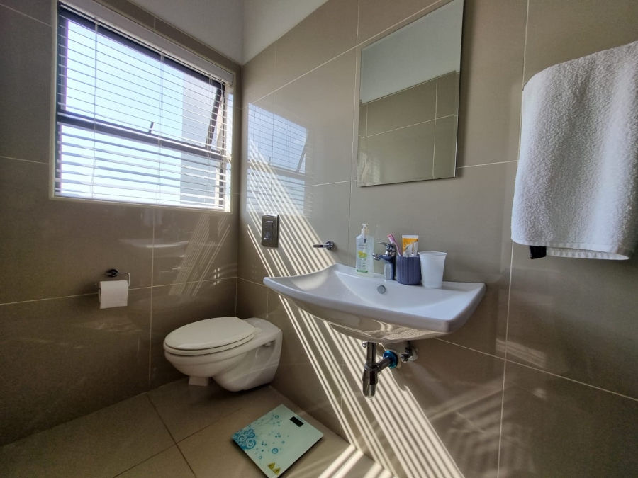 To Let 2 Bedroom Property for Rent in Umhlanga Ridge KwaZulu-Natal