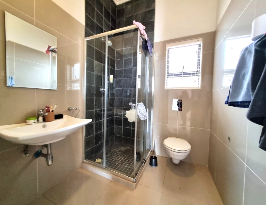 To Let 2 Bedroom Property for Rent in Umhlanga Ridge KwaZulu-Natal
