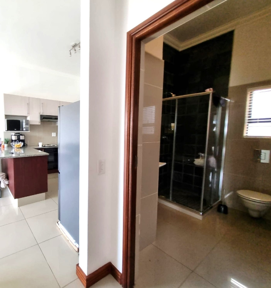 To Let 2 Bedroom Property for Rent in Umhlanga Ridge KwaZulu-Natal