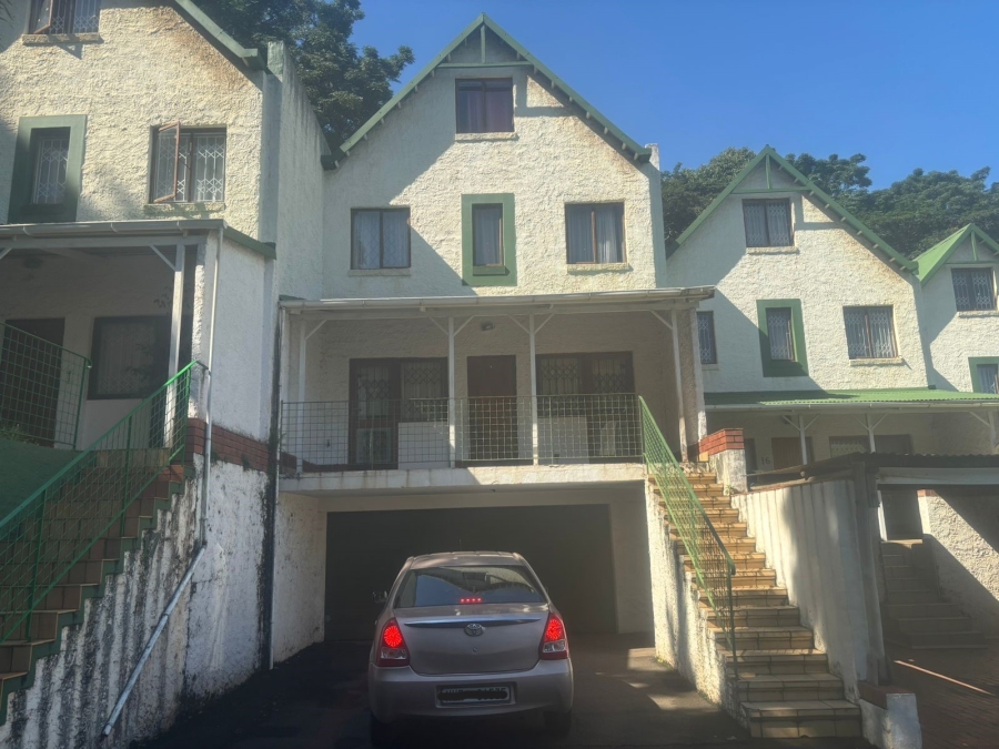 3 Bedroom Property for Sale in Westridge KwaZulu-Natal