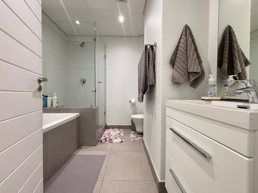 2 Bedroom Property for Sale in Sibaya Precinct KwaZulu-Natal