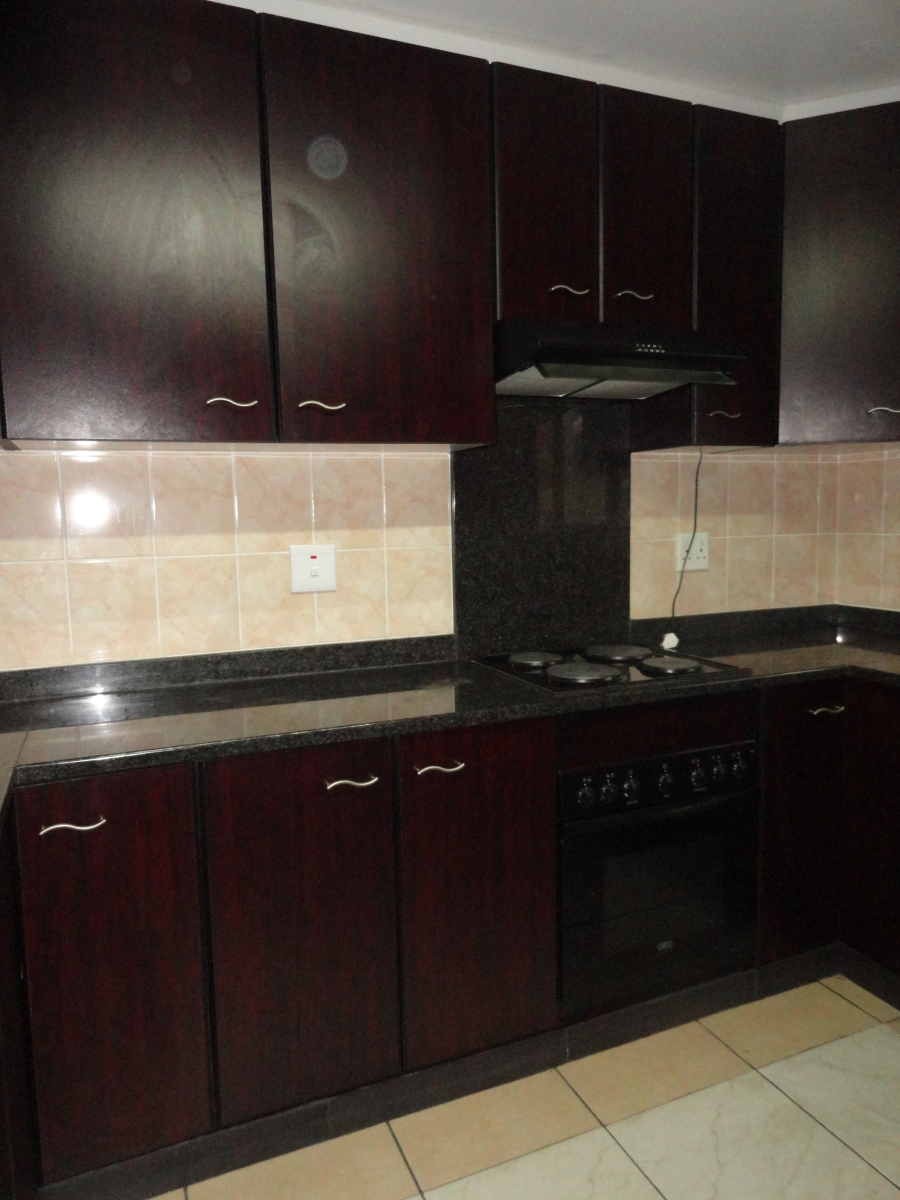 To Let 2 Bedroom Property for Rent in Mount Edgecombe KwaZulu-Natal