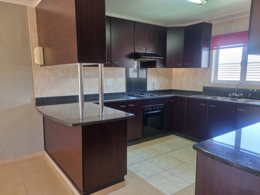 To Let 2 Bedroom Property for Rent in Mount Edgecombe KwaZulu-Natal