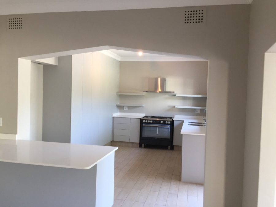 To Let 3 Bedroom Property for Rent in Durban North KwaZulu-Natal