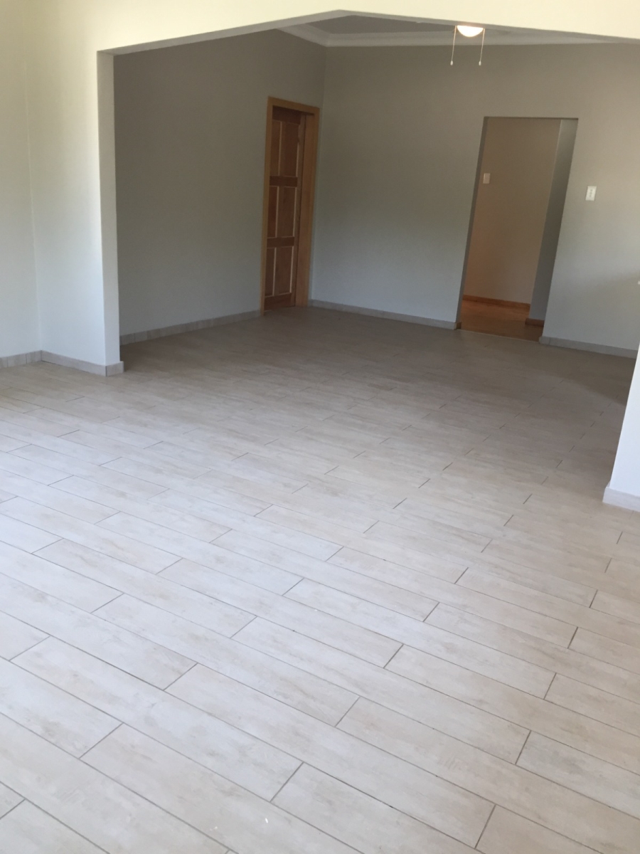 To Let 3 Bedroom Property for Rent in Durban North KwaZulu-Natal