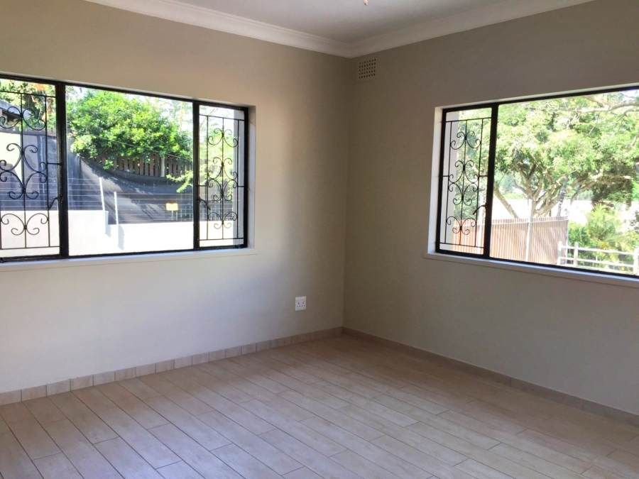 To Let 3 Bedroom Property for Rent in Durban North KwaZulu-Natal
