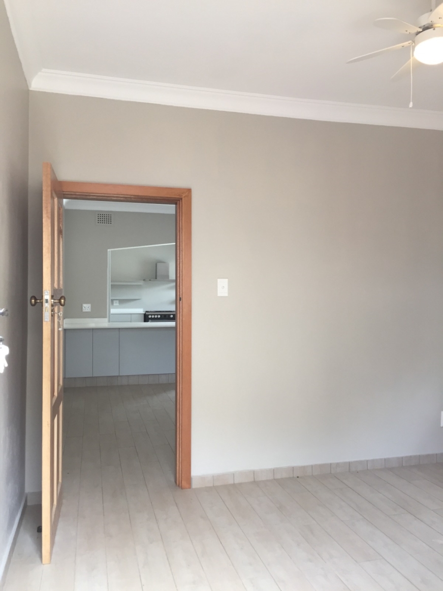 To Let 3 Bedroom Property for Rent in Durban North KwaZulu-Natal