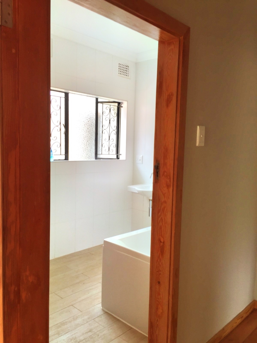 To Let 3 Bedroom Property for Rent in Durban North KwaZulu-Natal