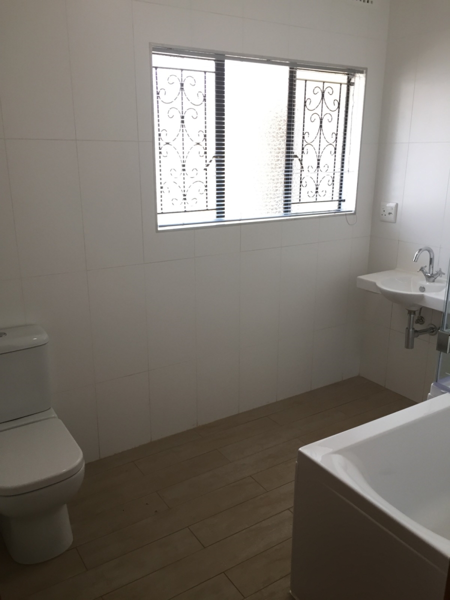 To Let 3 Bedroom Property for Rent in Durban North KwaZulu-Natal