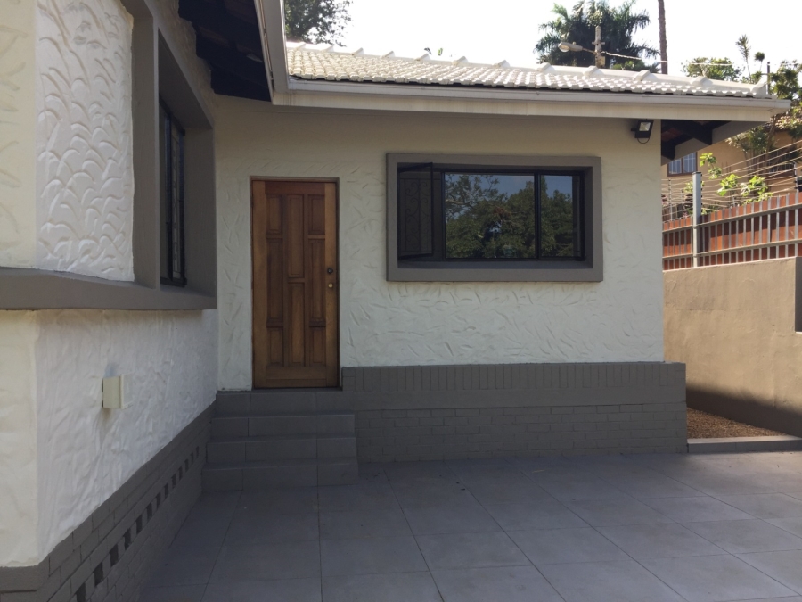 To Let 3 Bedroom Property for Rent in Durban North KwaZulu-Natal