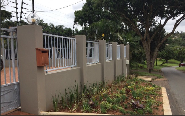 To Let 3 Bedroom Property for Rent in Durban North KwaZulu-Natal