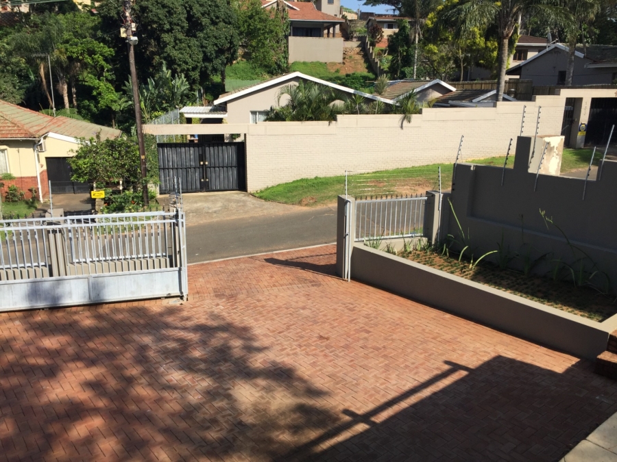 To Let 3 Bedroom Property for Rent in Durban North KwaZulu-Natal