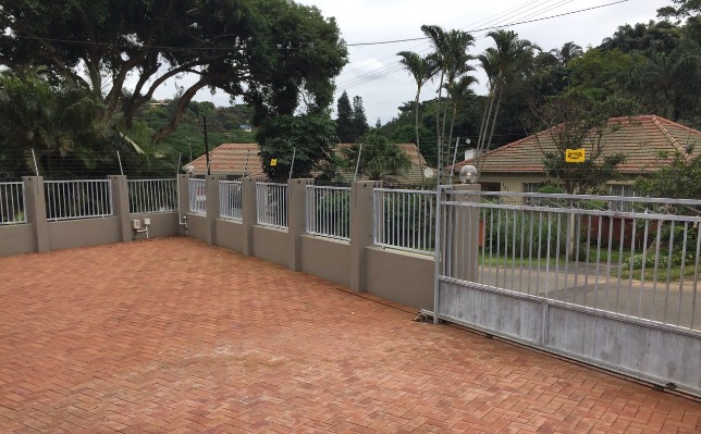 To Let 3 Bedroom Property for Rent in Durban North KwaZulu-Natal