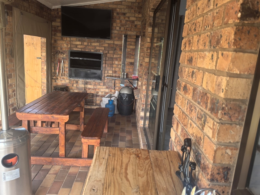 4 Bedroom Property for Sale in Hayfields KwaZulu-Natal