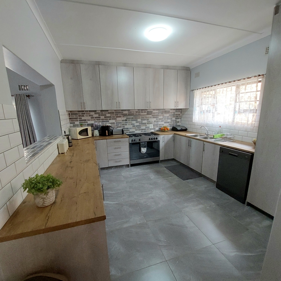 4 Bedroom Property for Sale in Hayfields KwaZulu-Natal