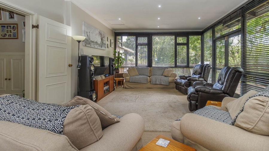 3 Bedroom Property for Sale in Kloof KwaZulu-Natal