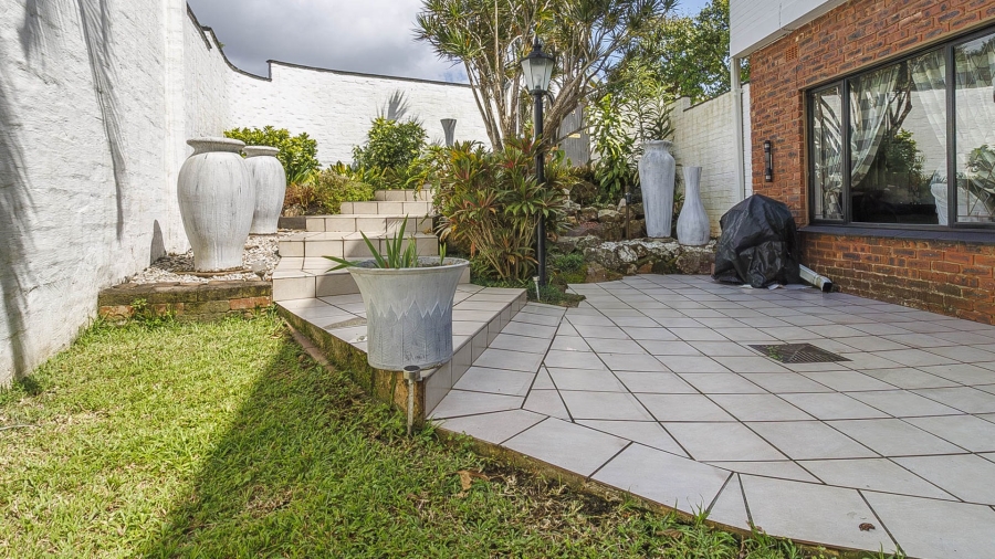 3 Bedroom Property for Sale in Kloof KwaZulu-Natal