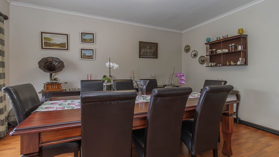 3 Bedroom Property for Sale in Kloof KwaZulu-Natal