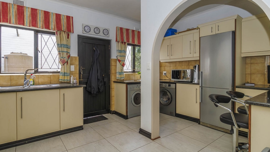 3 Bedroom Property for Sale in Kloof KwaZulu-Natal