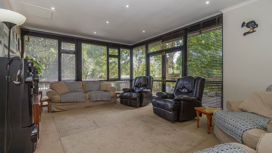 3 Bedroom Property for Sale in Kloof KwaZulu-Natal