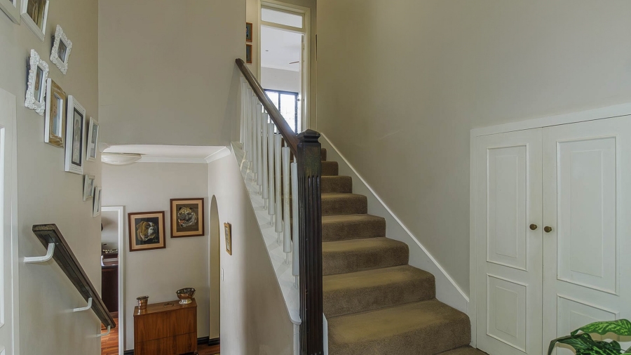 3 Bedroom Property for Sale in Kloof KwaZulu-Natal
