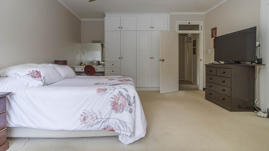 3 Bedroom Property for Sale in Kloof KwaZulu-Natal