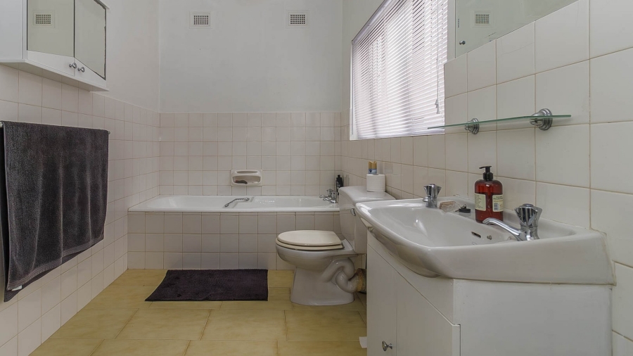 3 Bedroom Property for Sale in Kloof KwaZulu-Natal