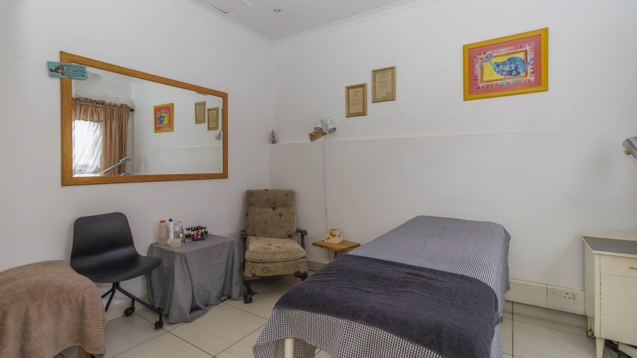 3 Bedroom Property for Sale in Kloof KwaZulu-Natal