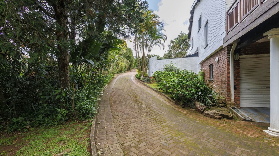 3 Bedroom Property for Sale in Kloof KwaZulu-Natal