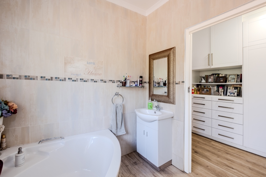 To Let 3 Bedroom Property for Rent in Park Hill KwaZulu-Natal