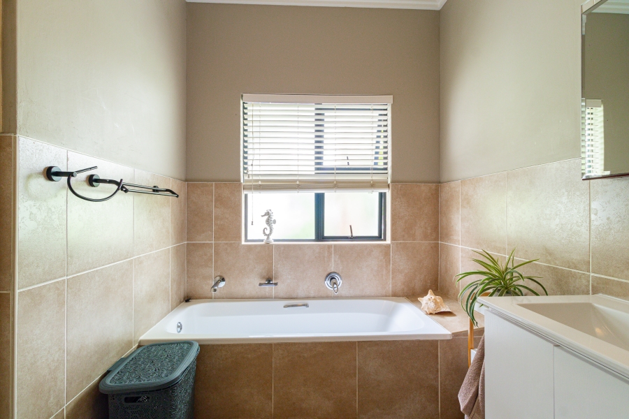3 Bedroom Property for Sale in Palm Lakes Estate KwaZulu-Natal