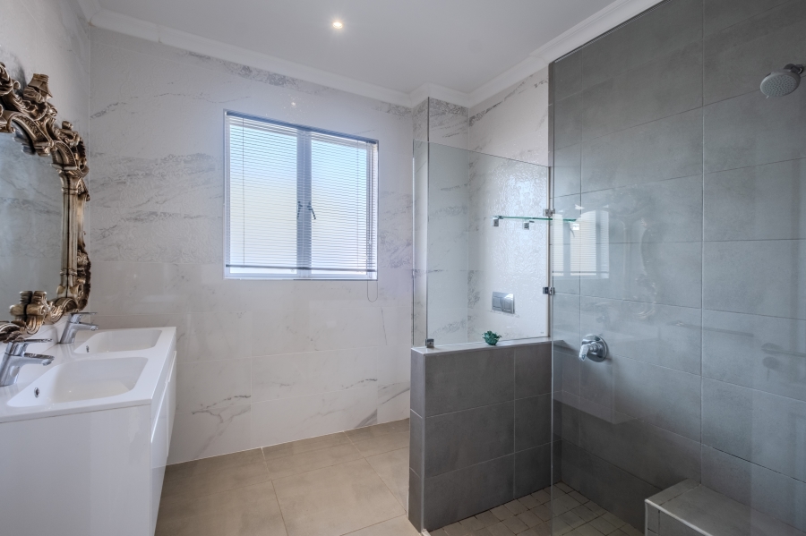 2 Bedroom Property for Sale in Kindlewood Estate KwaZulu-Natal