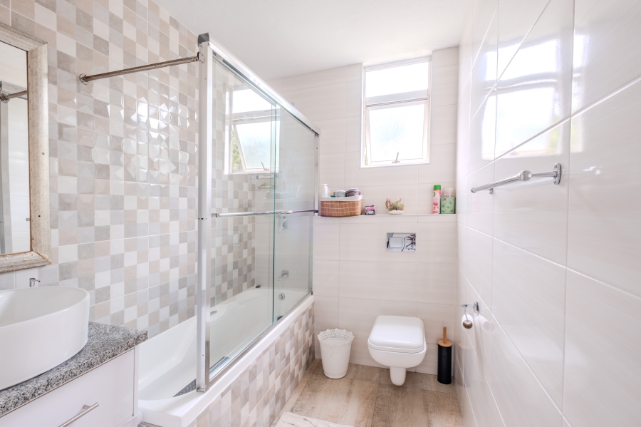 2 Bedroom Property for Sale in Riverside KwaZulu-Natal