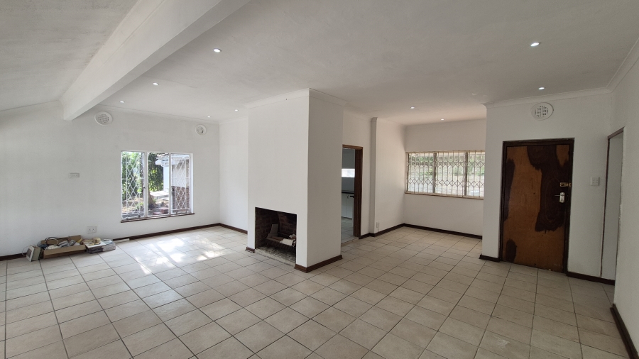 To Let 3 Bedroom Property for Rent in Rouken Glen KwaZulu-Natal