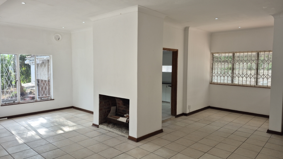 To Let 3 Bedroom Property for Rent in Rouken Glen KwaZulu-Natal