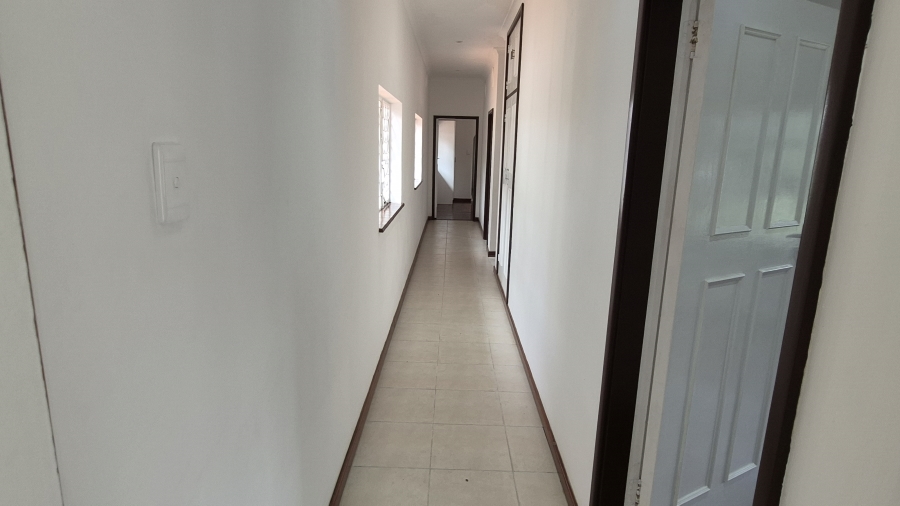 To Let 3 Bedroom Property for Rent in Rouken Glen KwaZulu-Natal