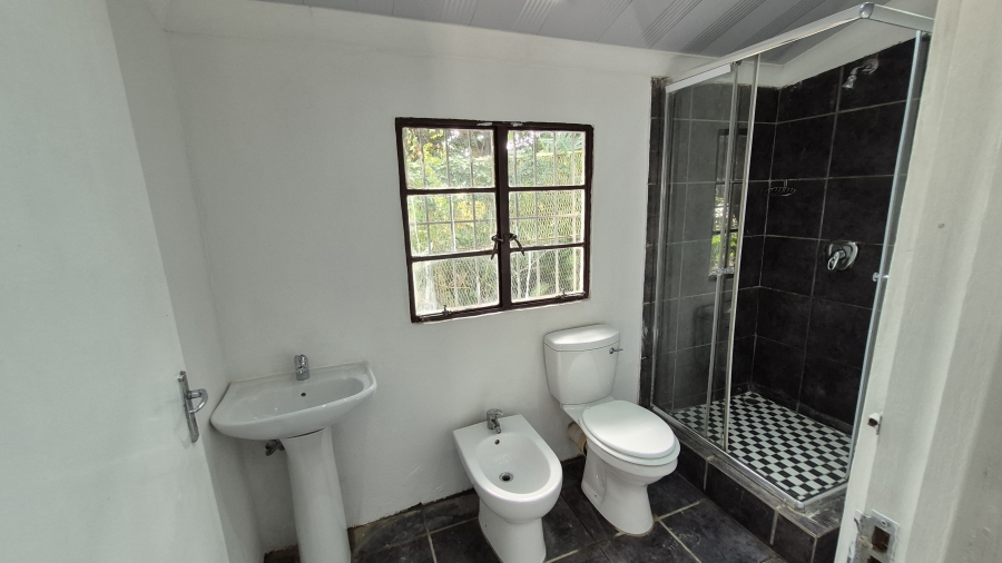 To Let 2 Bedroom Property for Rent in Rouken Glen KwaZulu-Natal