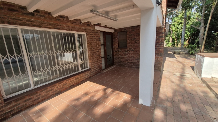To Let 2 Bedroom Property for Rent in Rouken Glen KwaZulu-Natal