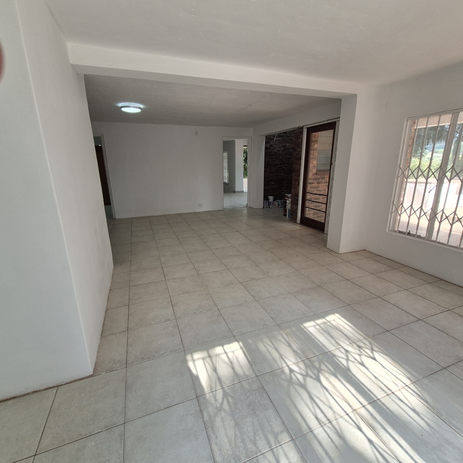 To Let 2 Bedroom Property for Rent in Rouken Glen KwaZulu-Natal