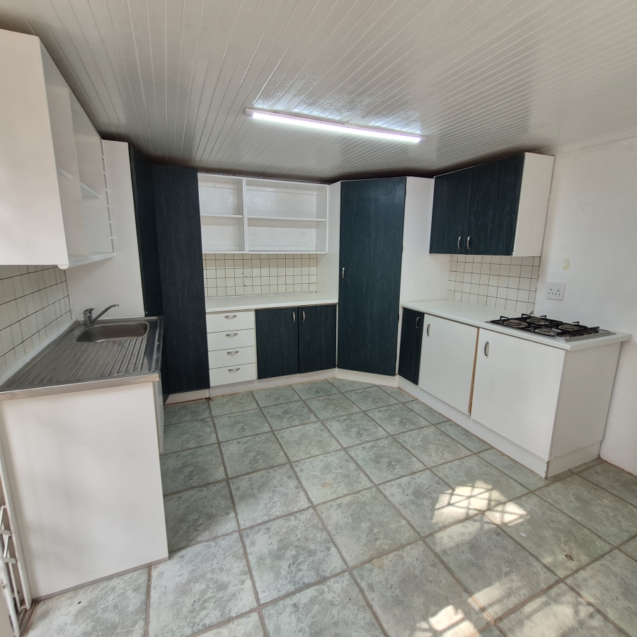 To Let 2 Bedroom Property for Rent in Rouken Glen KwaZulu-Natal