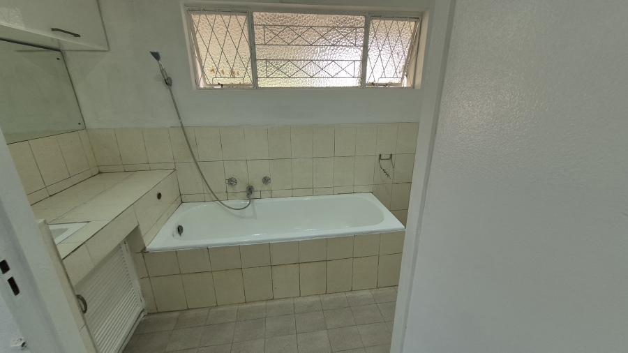 To Let 2 Bedroom Property for Rent in Rouken Glen KwaZulu-Natal