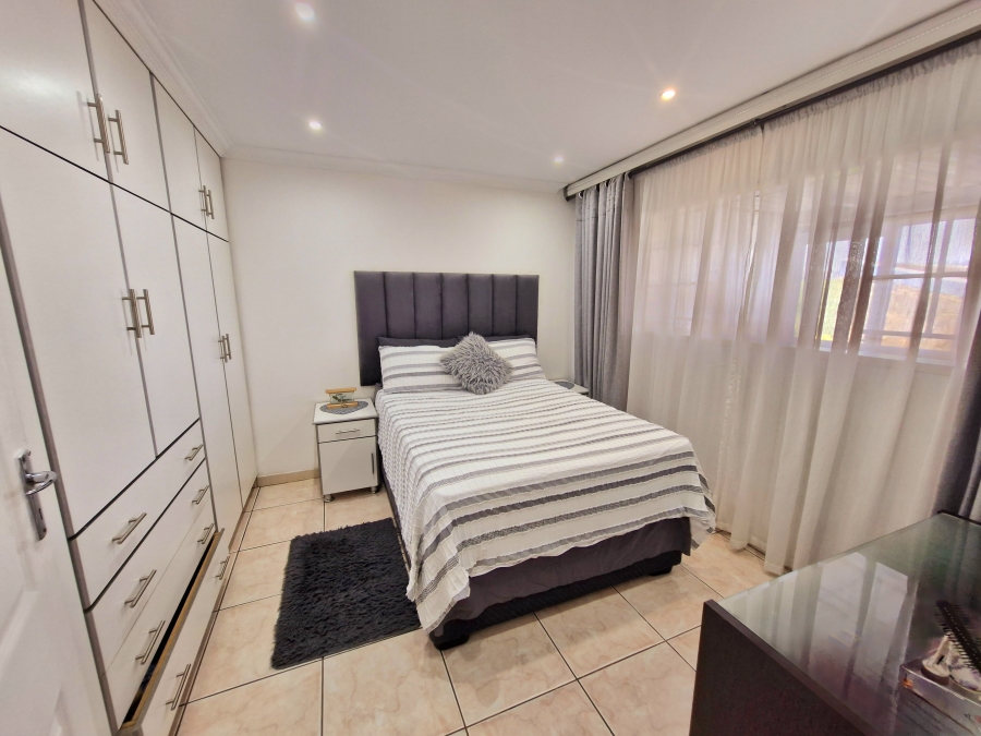 3 Bedroom Property for Sale in Redfern KwaZulu-Natal
