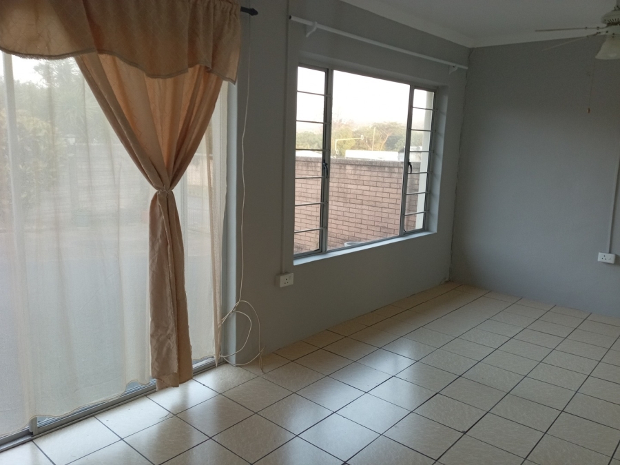 To Let 1 Bedroom Property for Rent in Bluff KwaZulu-Natal