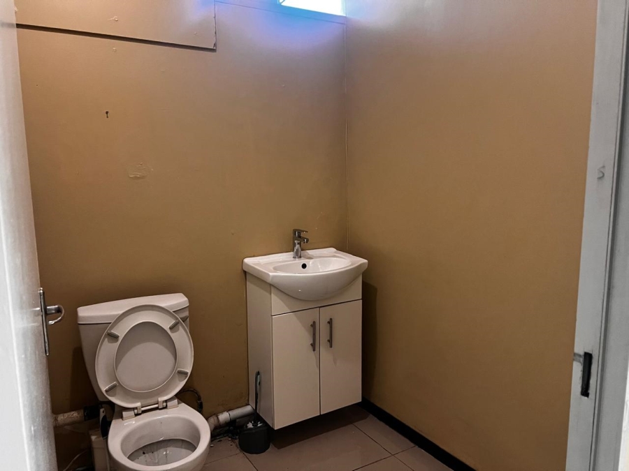 To Let commercial Property for Rent in Durban North KwaZulu-Natal