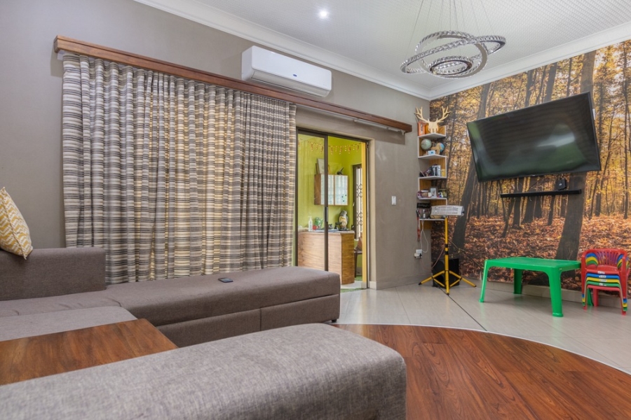 Commercial Property for Sale in Glen Ashley KwaZulu-Natal