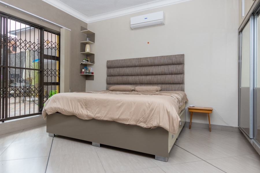 Commercial Property for Sale in Glen Ashley KwaZulu-Natal