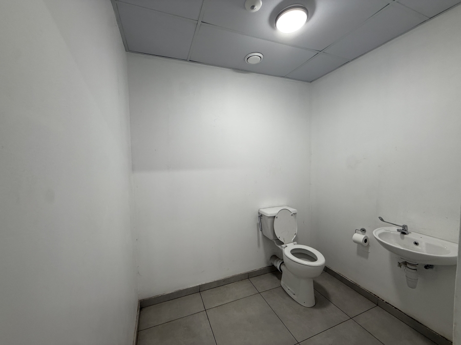 To Let commercial Property for Rent in Ballito Commercial District KwaZulu-Natal